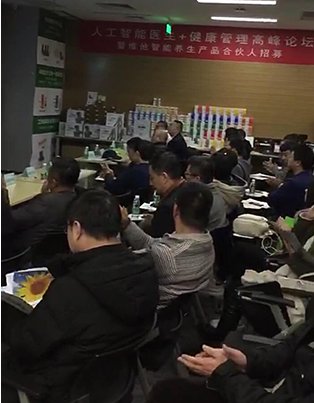 佐色，让时间停留在青春一刻。